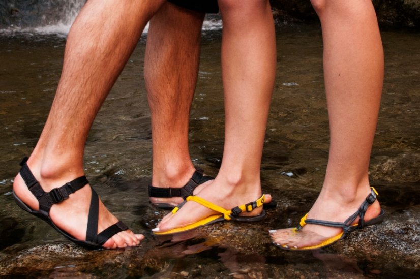 Xero Aqua Cloud - dámské barefoot sandály do vody i na souš - Barva: Černá, Velikost: 42,5