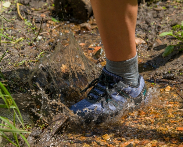 VÝPRODEJ Dámské voděodolné trailové barefoot boty Xero Shoes Mesa Trail WP - Barva: Grisaille Black, Velikost: 42